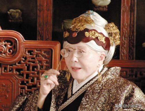 林黛玉死后留下一枚金玉戒指，贾探春看后心中一痛，决定舍身远嫁