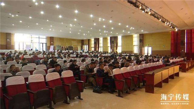 上台述职现场打分 学校和养老机构“答题”食品安全