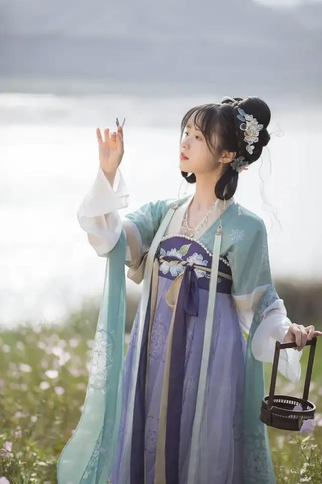国风浪漫.那些意境很美的生辰短句