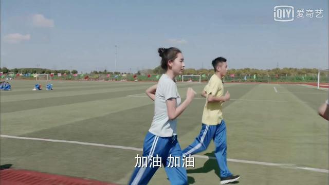《少年派》高考回忆杀戳中你泪点，家长们的花式助力词戳中你笑点