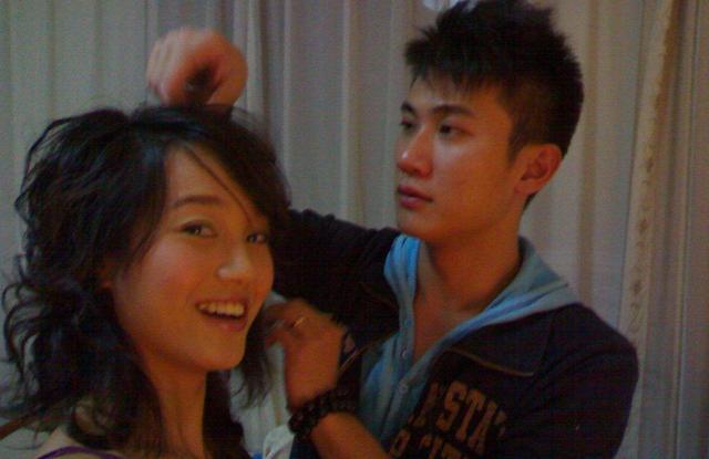“浙江一姐”朱丹的宠夫婚姻：她的“卑微”，是对的