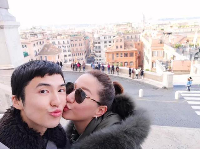 经历绑架未遂，目睹亲姐自杀，他用8亿婚礼，娶回甄子丹的小姨子