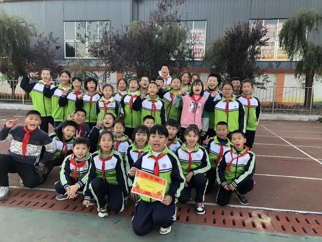 “跳”动青春，“绳”彩飞扬！天桥区桑梓回民小学举行8字跳绳比赛