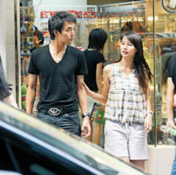 至今未婚的9位内地大龄男星，各有各的苦衷，最大51岁，最小38岁
