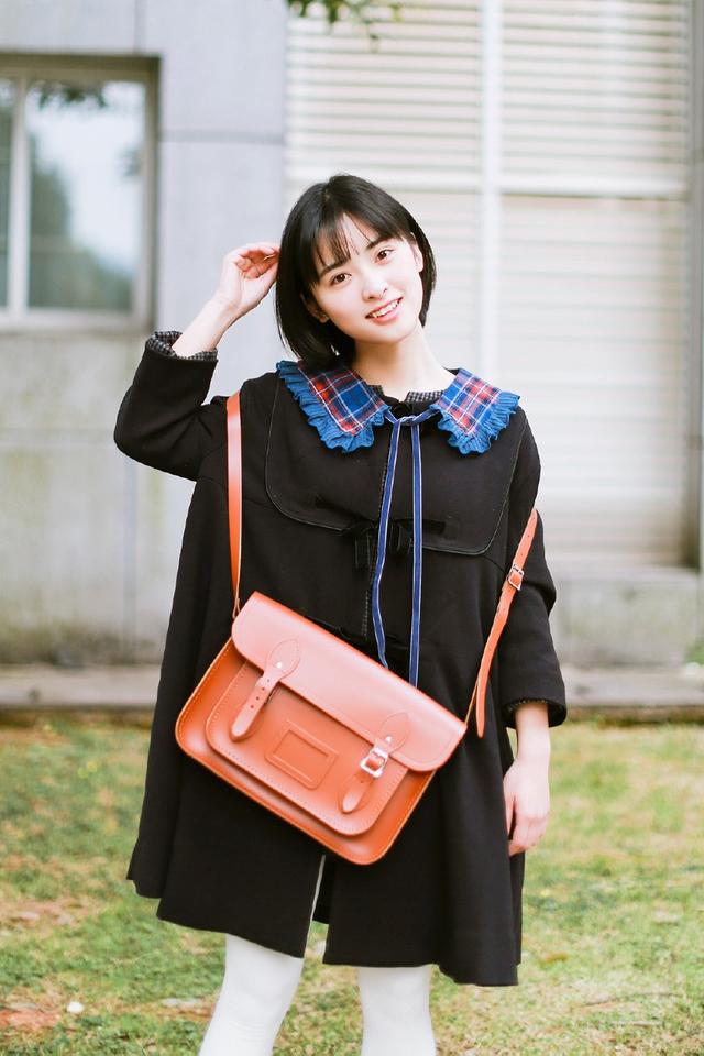 想变校园女神？来一款清纯学生短发造型吧，沈月和陈瑶都爱这样留
