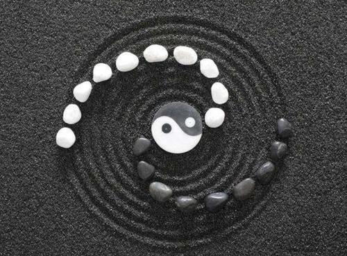两千年前监狱成书的《易经》，为何惹得马云推荐？企业家入门必看