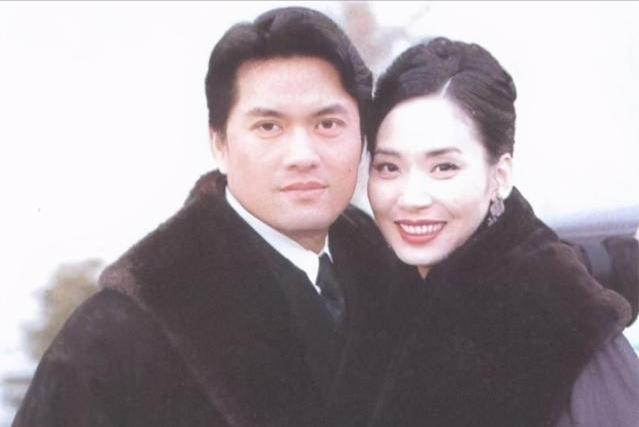 捐助小学40多所，拒绝郑裕彤何鸿燊两大豪门，身价几十亿终身未嫁