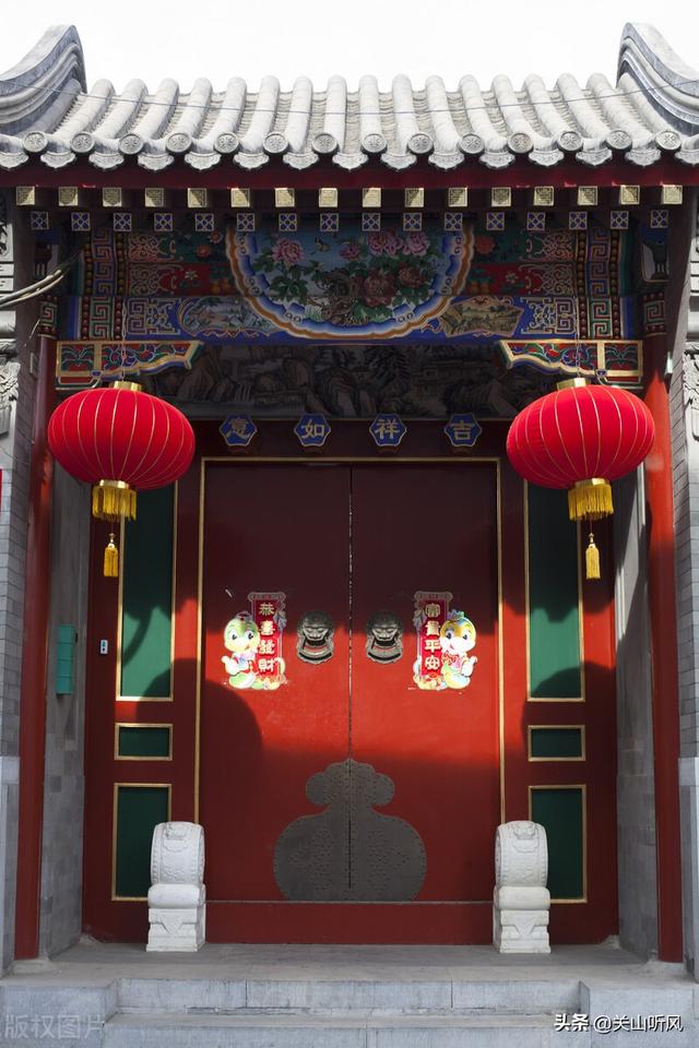 农村传统建房：门楼靠左别靠右，堂屋靠前别靠后，这是什么讲究？