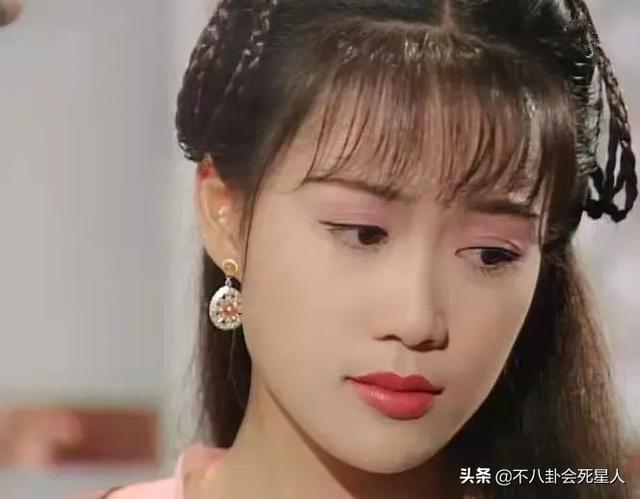 凸嘴塌鼻小眼睛却坚决不整容，这10位女星依旧美得倾国倾城