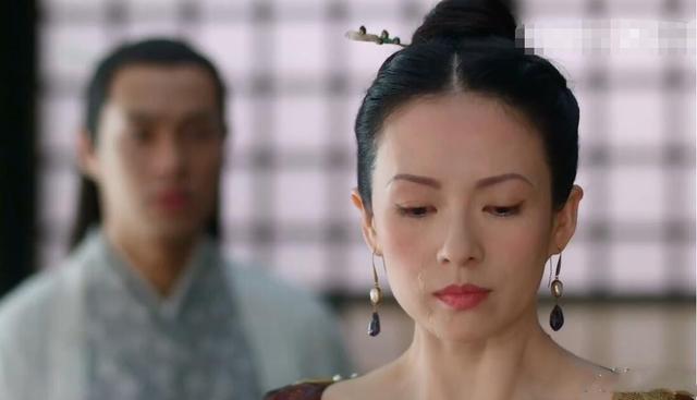 将眉毛化成小重山？美妆博主玩转古代眉，网友直呼：古装剧需要你