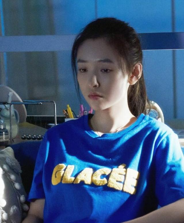 十个校花九个不得志？因美貌成名的她们：吴倩离婚，章泽天被嘲讽