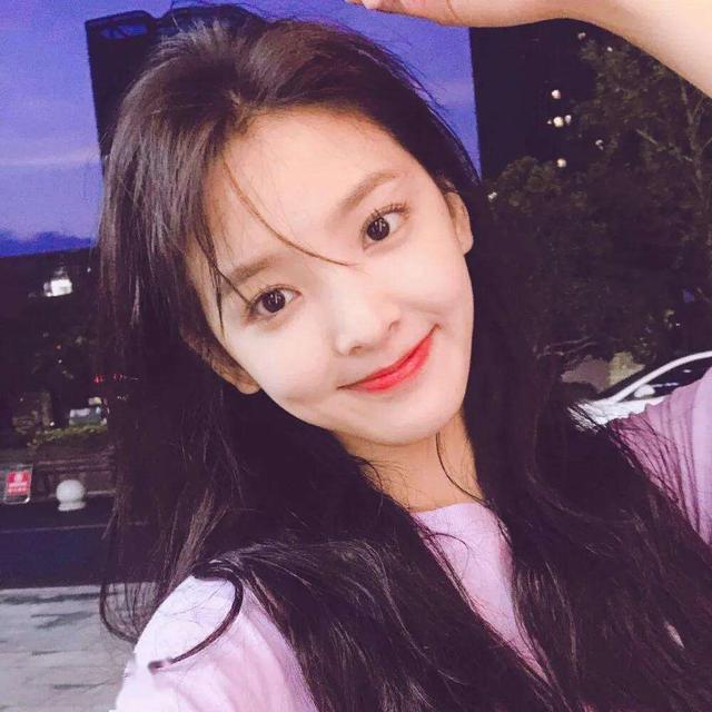 十个校花九个不得志？因美貌成名的她们：吴倩离婚，章泽天被嘲讽