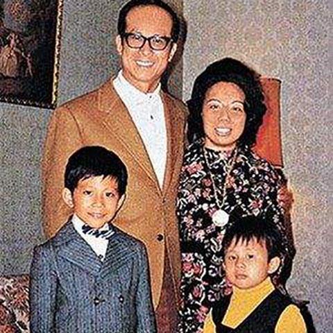 李嘉诚：什么女人能成为李家儿媳？生辰总结，长媳手段了得！