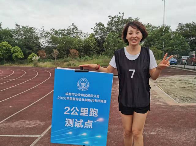 三八专刊·“她”力量丨又是一年芳华日，一路芬芳一路歌——记成都武侯红牌楼派出所女警们的花样年华