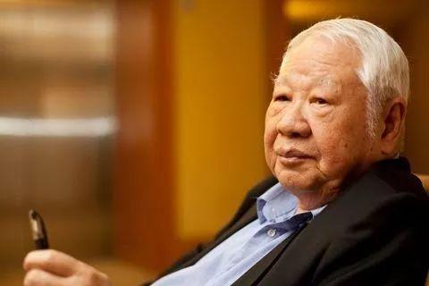 文艺夜读 | 洛夫：请把这些诗拿去，焚而取暖