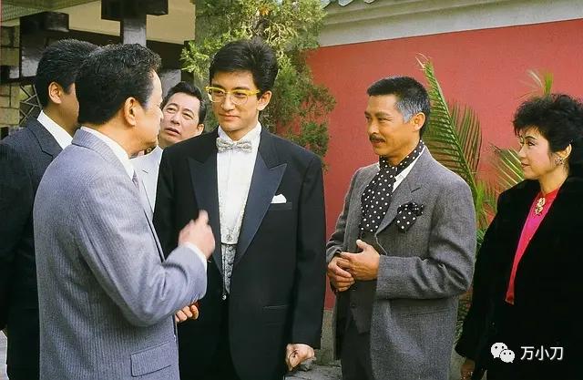 万小刀:“嫩妞收割机”的瓜