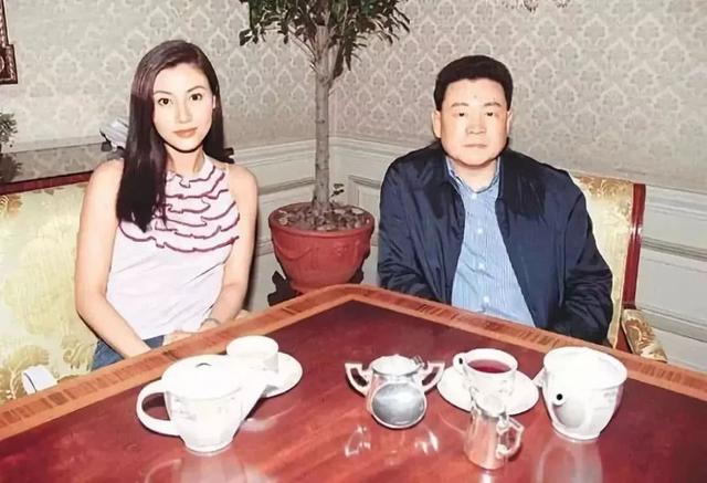 宝咏琴：才比天高，命比纸薄，一生深受情花毒，至死深爱刘銮雄