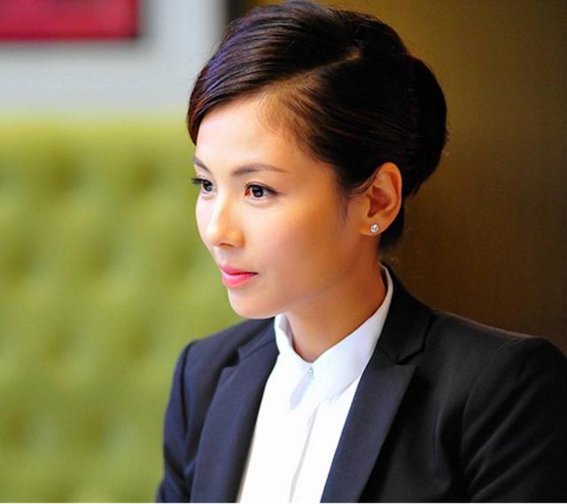 虎父无犬女，生辰测她中年走大运，事业、孩子都如愿