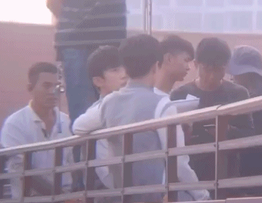 王源、王俊凯为千玺高考加油，生辰暴露千玺缺点，千玺给同学留言