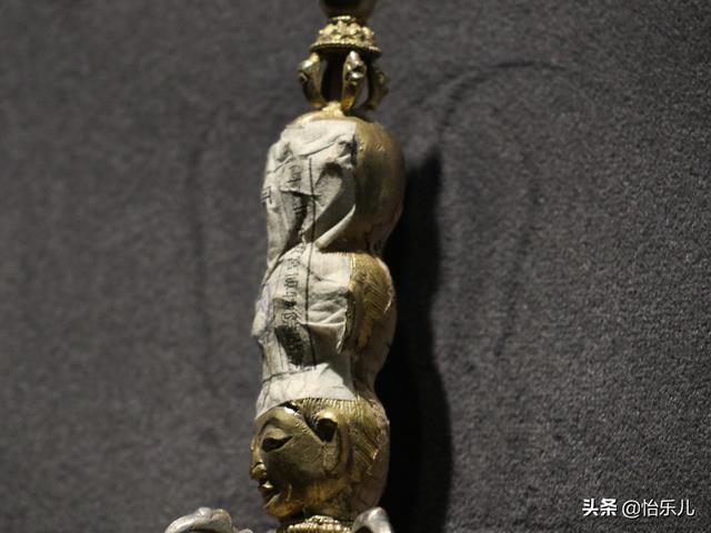 喀章嘎：最复杂的密宗法器，铁剪金工艺，集金刚杵三佛首法铃一身
