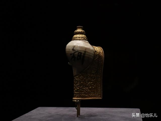 喀章嘎：最复杂的密宗法器，铁剪金工艺，集金刚杵三佛首法铃一身