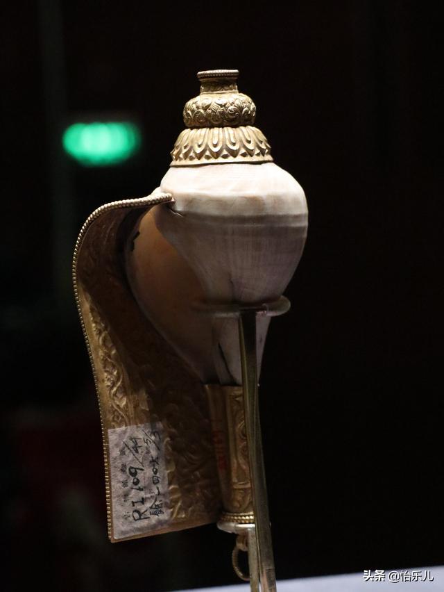喀章嘎：最复杂的密宗法器，铁剪金工艺，集金刚杵三佛首法铃一身