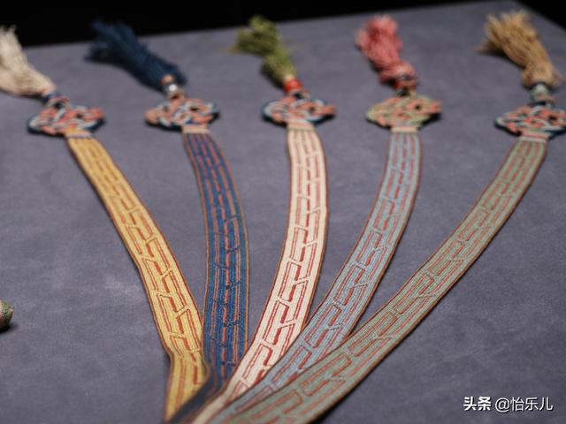 喀章嘎：最复杂的密宗法器，铁剪金工艺，集金刚杵三佛首法铃一身