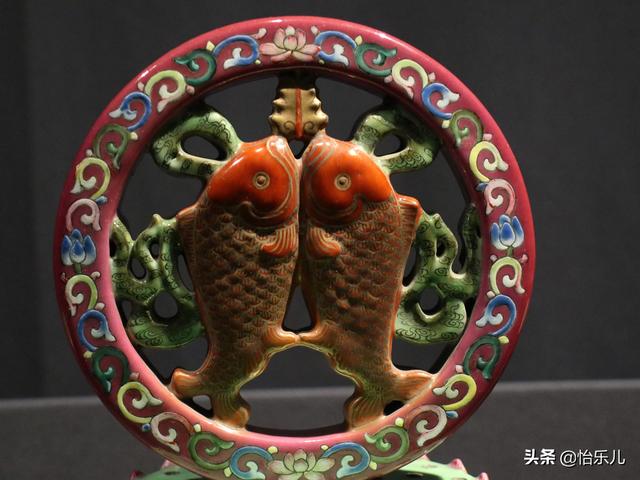 喀章嘎：最复杂的密宗法器，铁剪金工艺，集金刚杵三佛首法铃一身