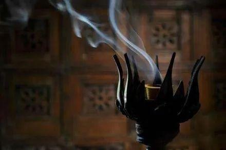 【分享阅读】读一读这些励志温柔的生辰短句~