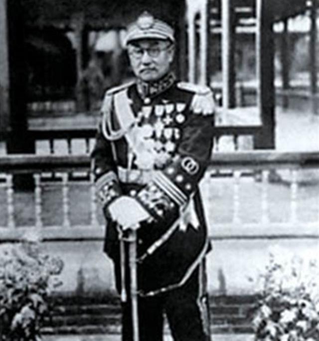 此人打算当兵前改名，@￥先生说：你命相不凡，将来定可雄霸一方