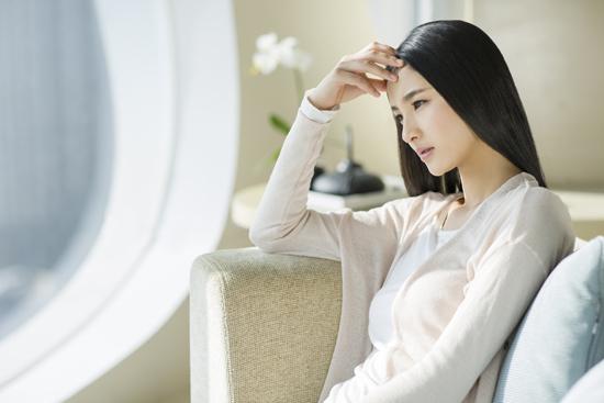悲催的女命，经历情感坎坷后嫁给大30岁老男人，结果还是离