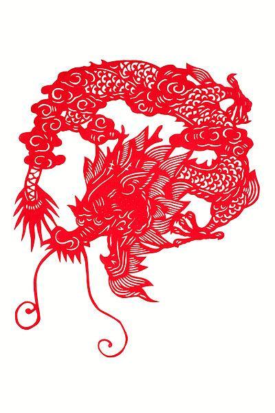 肖龙者的一生命途与财运，属龙必看！