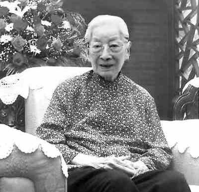 留美硕士问毛主席怎么看划江而治，后瞻仰主席故居，留下生辰评价