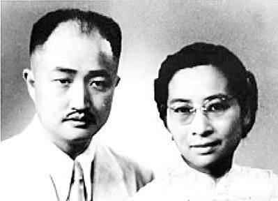 留美硕士问毛主席怎么看划江而治，后瞻仰主席故居，留下生辰评价