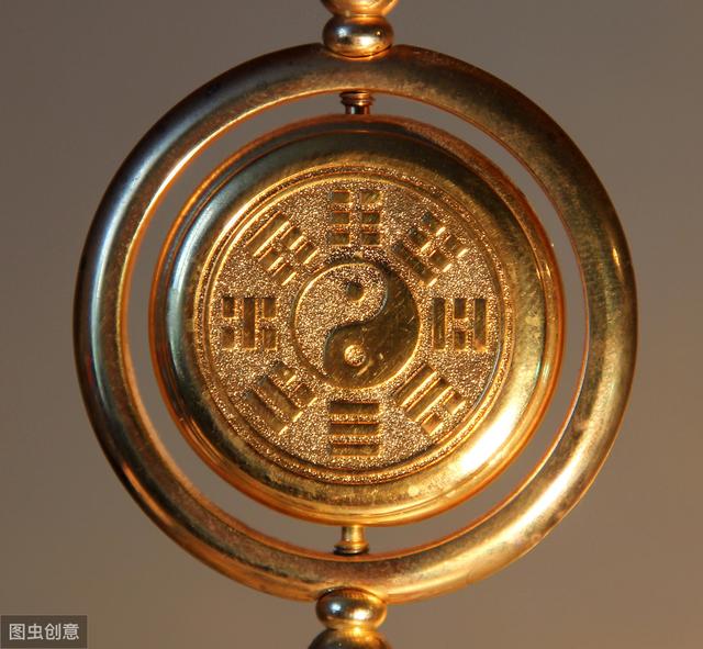 三气成象格是指日主在内的三行力量强大，顺势相生主导命局气势