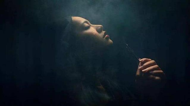 虽说读书是改变命运最好的捷径，但为何有人学业很棒而事业不佳？
