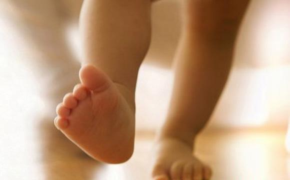 宝宝走路“内生辰”?出现这些情况要尽快找医生咨询