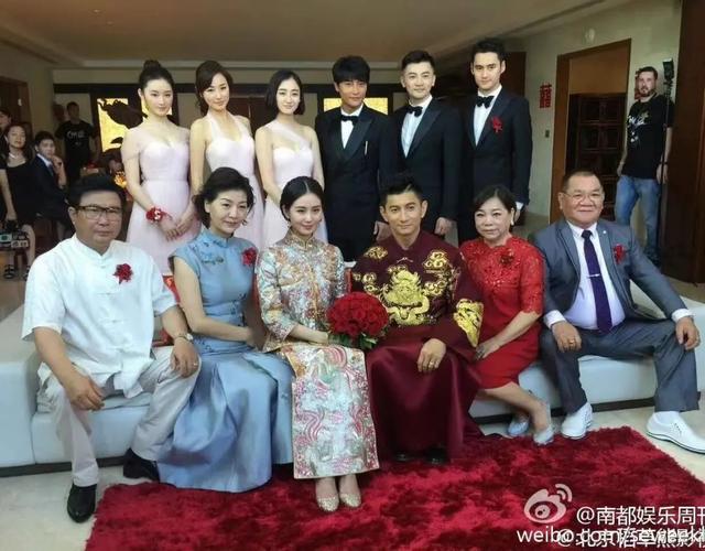 他前妻的孩子大变样啊
