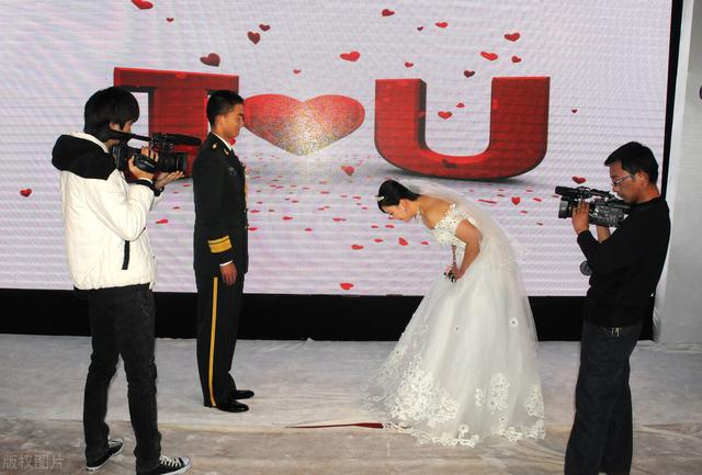 丈夫面对妻子的婚前失贞，到底应不应该原谅