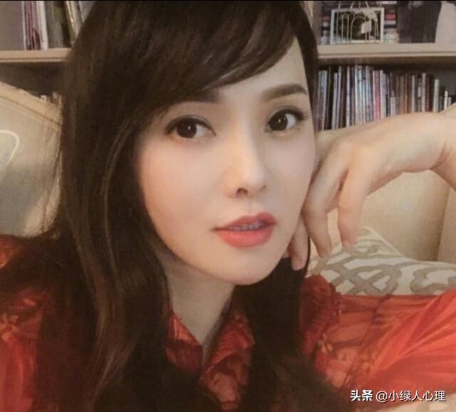 她是我见过的，遭遇家暴却能涅槃重生的最佳典范
