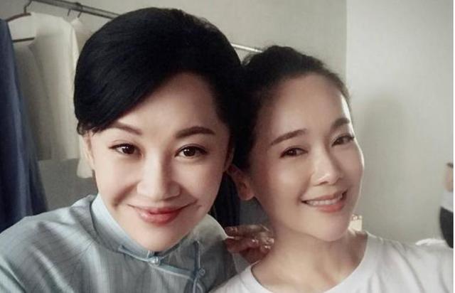 与靳东“离婚”，43岁的她风韵不输许晴、陈数