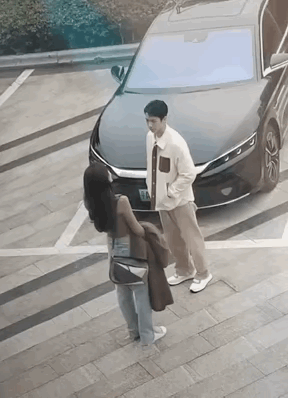 41岁的殷桃和46岁的梅婷