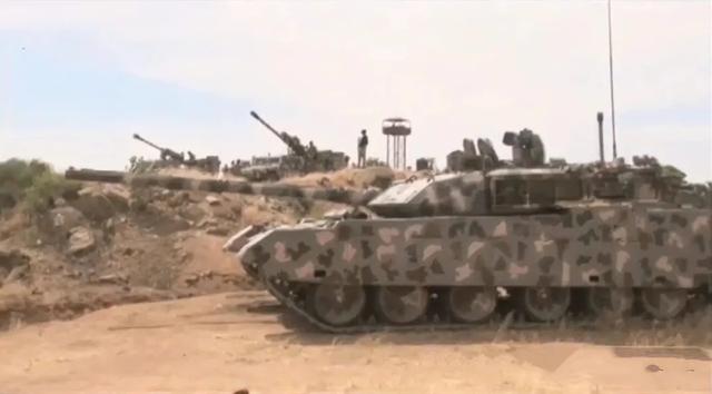 黑人士兵开中国战车？中国军校的外国军人，网上传说靠谱吗