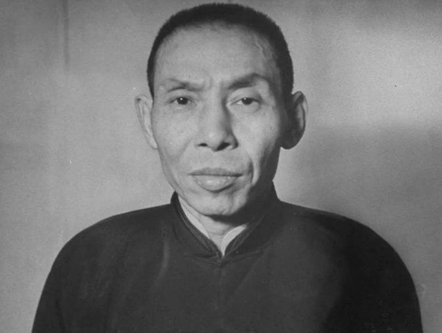 杜月笙一生两次@￥，一次测富贵，一次定生死