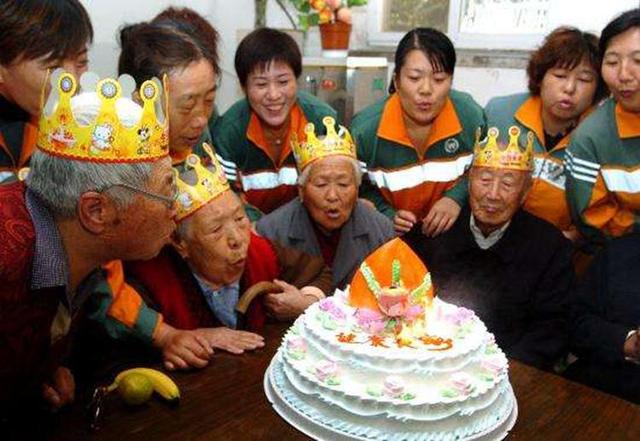 过生日到底是过阳历还是过阴历？竟有大讲究！很多人都错了