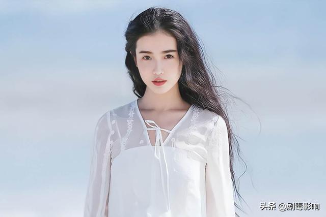 豆瓣三女神现状：有人成了“网红版邓文迪”，有人将一手好牌打烂