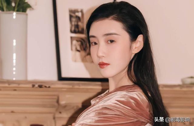 豆瓣三女神现状：有人成了“网红版邓文迪”，有人将一手好牌打烂
