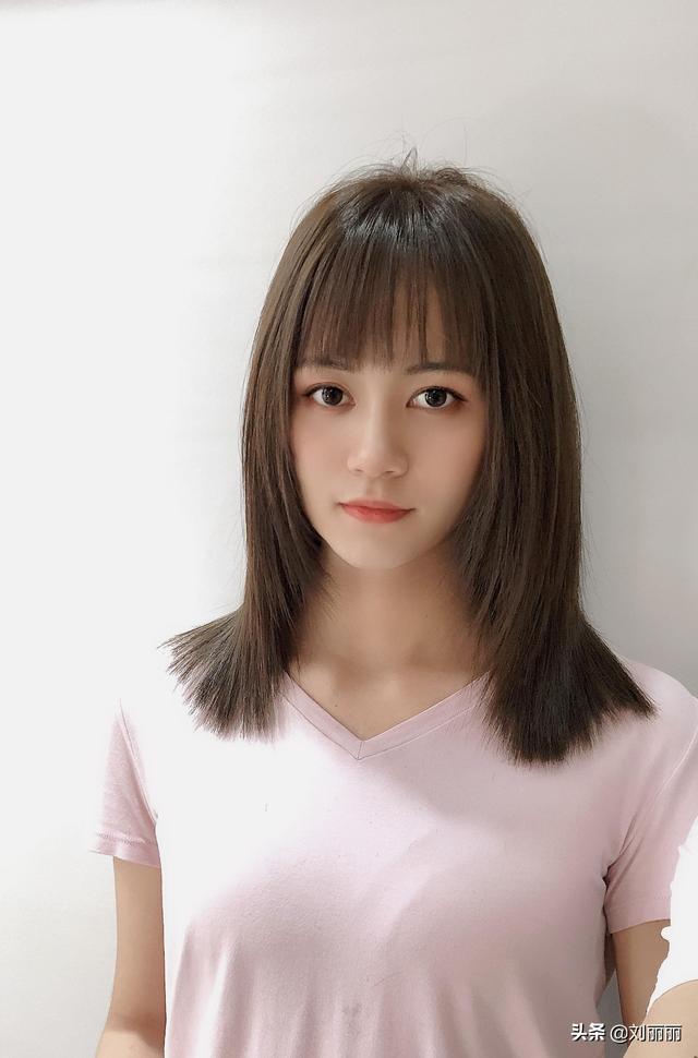新时尚发型23款，无论长短都心动，让你美到心儿怦怦跳
