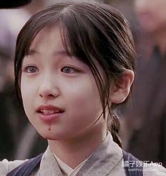 还记得《艺伎回忆录》的小千代吗？真是女大十八变啊