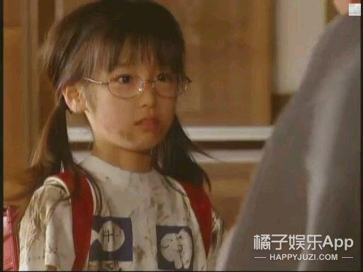 还记得《艺伎回忆录》的小千代吗？真是女大十八变啊